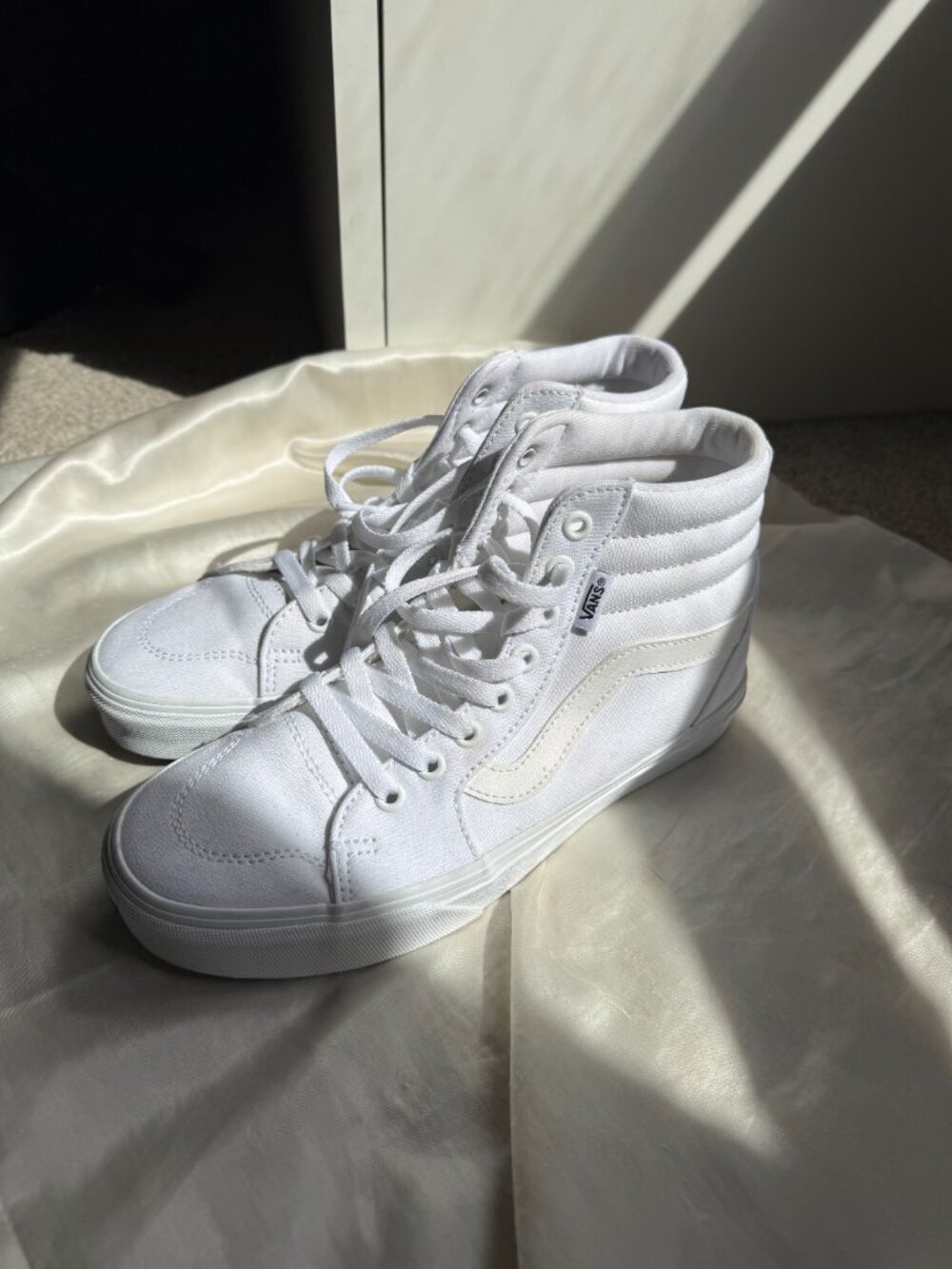 Vans Sk8-Hi True White Canvas High Top Sneakers Womens 7.5 (721356)